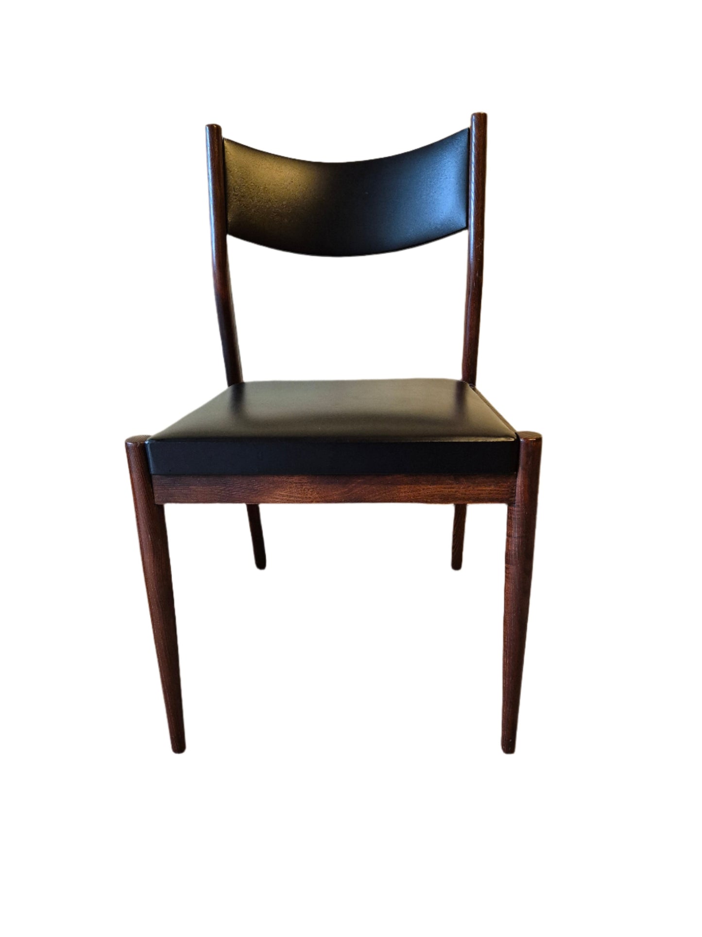 Chaise de salle à manger en frêne massif et cuir « Rodange »